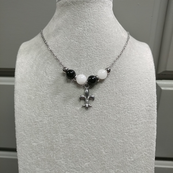 Fleur De Lis Onyx Jade Bead Necklace Natural Gemstone Stainless-Steel 17.5" - Picture 16 of 16